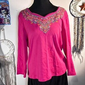 ✨ Feminine Fuchsia Embroidered Blouse ✨
